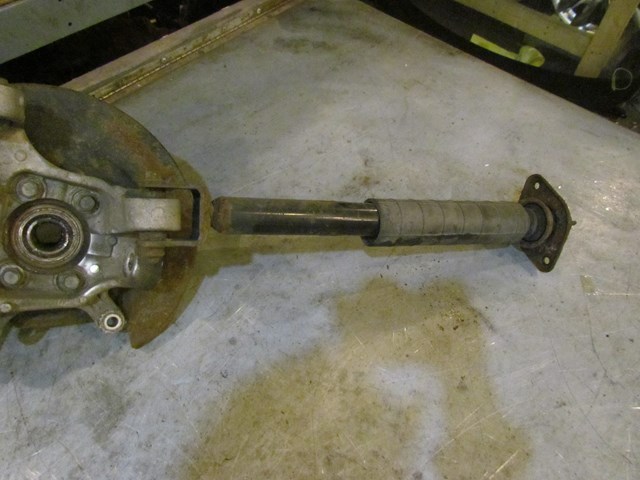 2003 Nissan 350Z Rear LH Driver Spindle & Strut