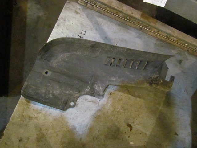 2003 Nissan 350z Rear RH Passenger Fender Mud Liner Guard