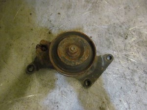 2003 Nissan 350z M/T Alternator / Power Steering Tensioner Pulley OEM