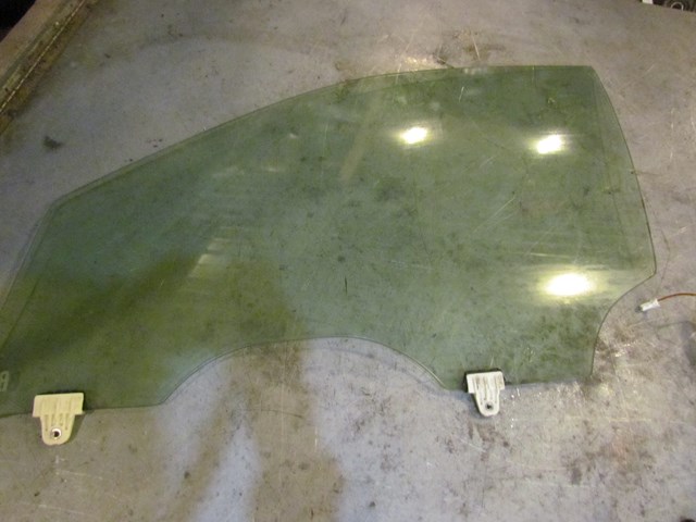 2006 Infiniti G35 Sedan Front LH Driver Door Glass