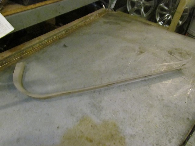 2006 Infiniti G35 Sedan Front RH Passenger Door Sill Kick Plate 