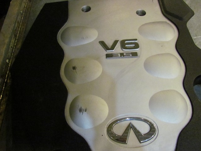 2006 Infiniti G35 Sedan Engine Cover