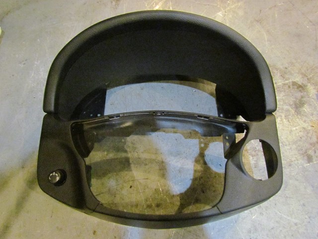 2006 Infiniti G35x Sedan Speedometer Bezel Surround Trim 