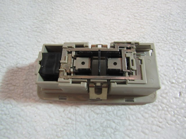 2006 Infiniti G35x Sedan Rear RH Dome Light Map Light-NO BULB