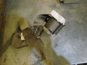 2006 Infiniti G35X Center Rear Seat Belt 