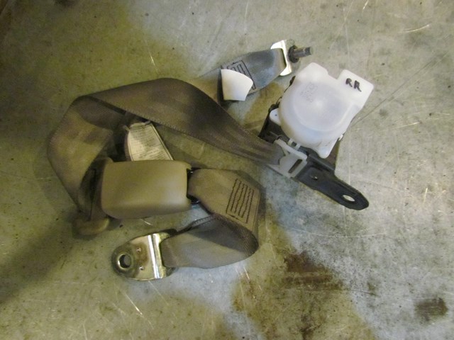 2006 Infiniti G35x Sedan Rear RH Passenger Seat Belt & Buckle
