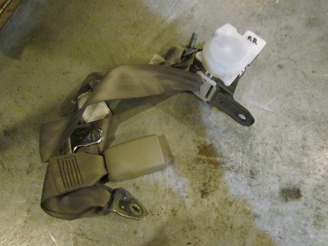 2006 Infiniti G35x Sedan Rear RH Passenger Seat Belt & Buckle