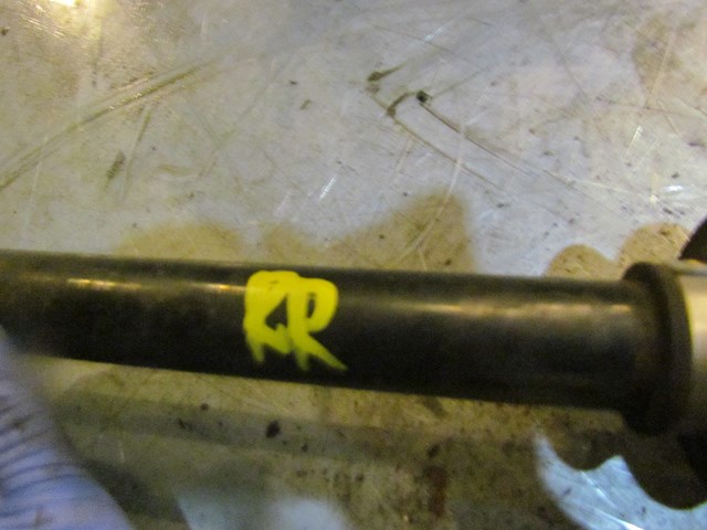 2006 Infiniti G35x Sedan RH Passenger Rear Axle