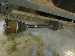 2006 Infiniti G35x Sedan RH Passenger Rear Axle