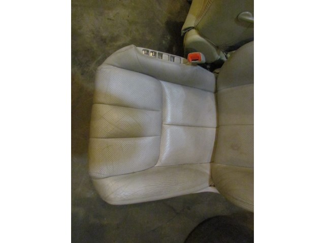 2006 Infiniti G35x Sedan LH Driver Front Seat