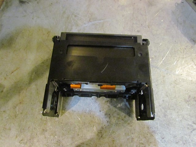 2003 Infiniti G35 Coupe Pop Up Navigation Screen 30222 YE0500