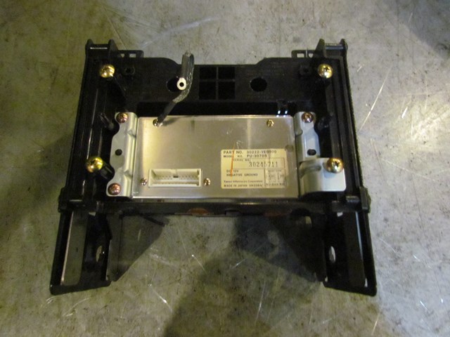 2003 Infiniti G35 Coupe Pop Up Navigation Screen 30222 YE0500