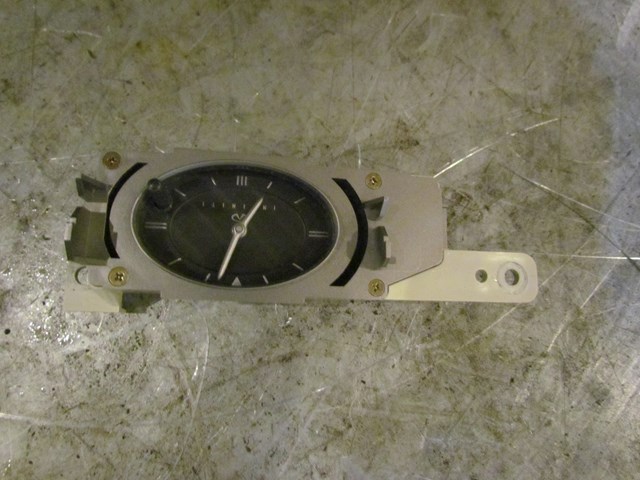 2003 Infiniti G35 Coupe Clock 25810 AM610