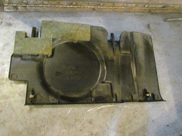 2003 Infiniti G35 Coupe RH Passenger Under Dash Trim 68920 AM600