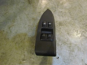 2003 Infiniti G35 Coupe LH Driver Master Door Switch
