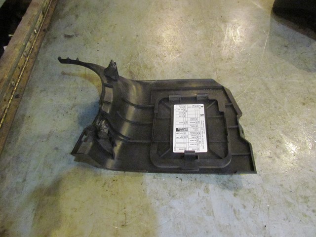 2003 Infiniti G35 Coupe LH Driver Kick Panel/Fuse Box Access