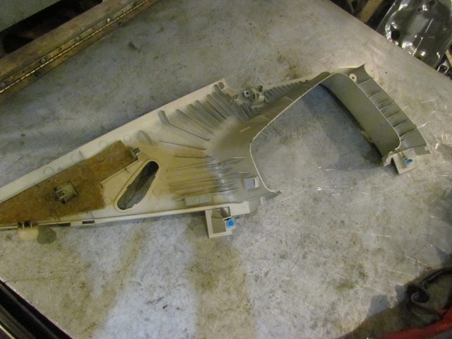 2003 Infiniti G35 Coupe RH Passenger C Pillar Trim 76934 AM800