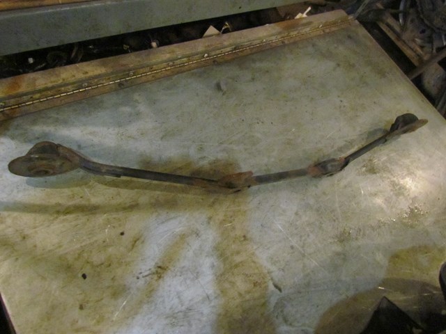 2003 Infiniti G35 Coupe Rear Stay Pin