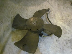 2003 Infiniti G35 Coupe RH Passenger Fan Blade w/Motor