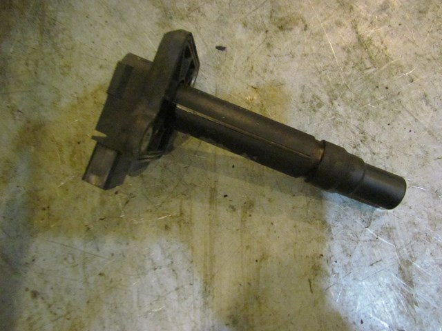 1 - 2001 Audi A8L D2 Ignition Coil 06B 905 115S