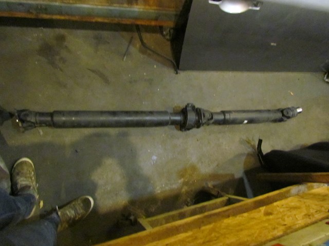 2003 Infiniti G35 Coupe AT Rear Driveshaft