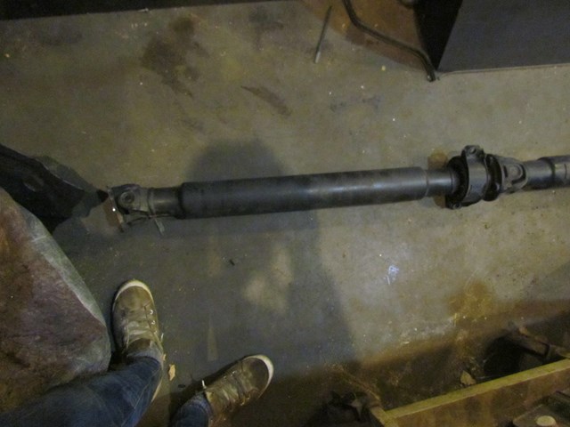 2003 Infiniti G35 Coupe AT Rear Driveshaft