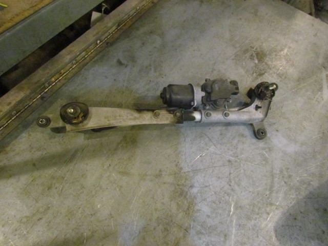2005 Subaru Legacy GT Windshield Wiper Motor