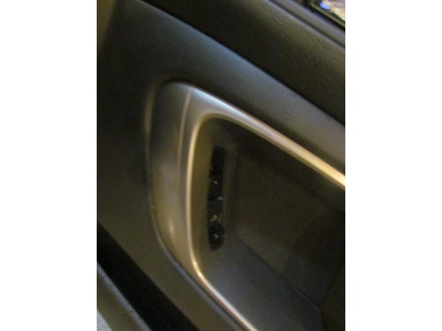 2005 Subaru Legacy GT Sdn Front RH Pass Door Panel w/Switch