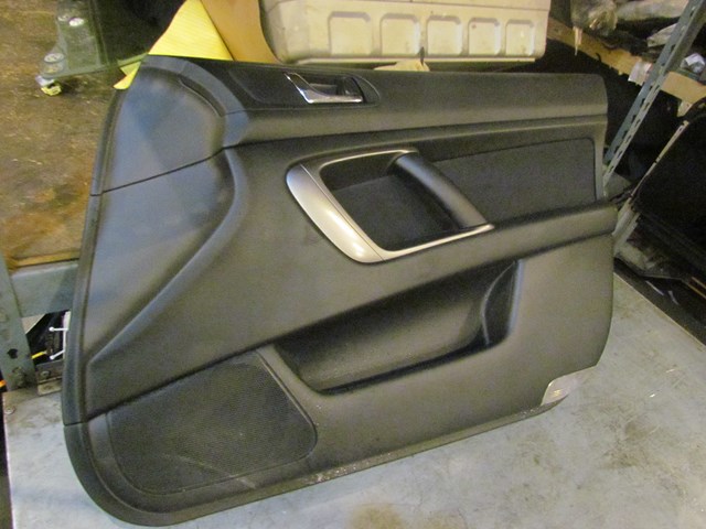 2005 Subaru Legacy GT Sdn Front RH Pass Door Panel w/Switch