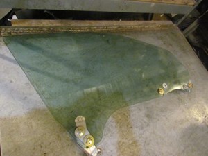 2005 Subaru Legacy GT Sedan Front RH Passenger Door Glass