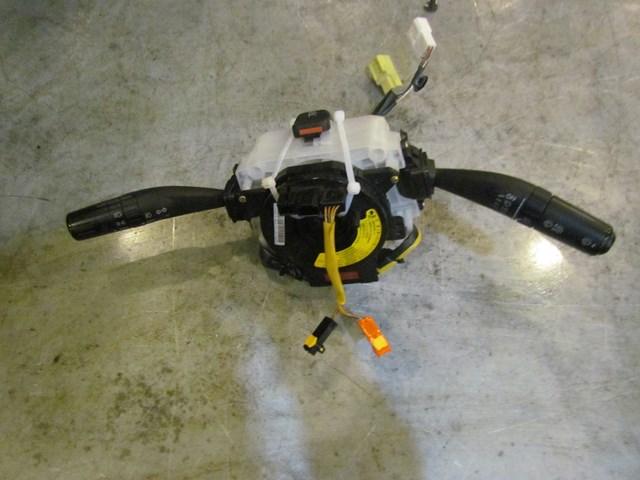 2005 Subaru Legacy GT Clock Spring & Column Switches 83111AG410