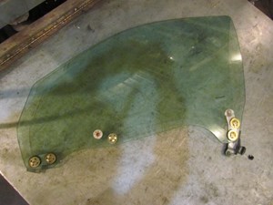 2005 Subaru Legacy GT Sedan Front LH Driver Door Glass