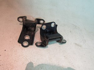 2005 Subaru Legacy GT Sedan Rear RH Passenger Door Hinges