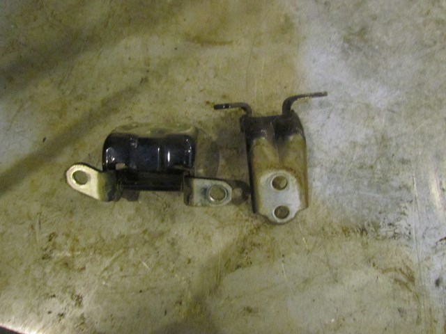 2005 Subaru Legacy GT Rear LH Driver Door Hinges