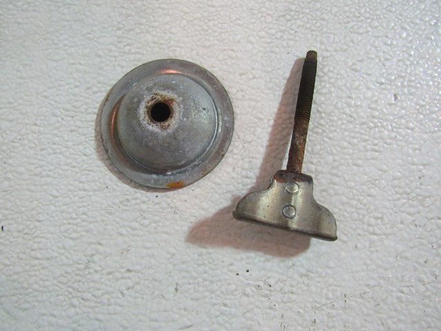 2005 Subaru Legacy GT Spare Tire Anchor