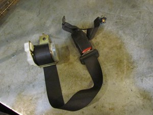 2005 Subaru Legacy GT Rear LH Driver Seat Belt & Buckle