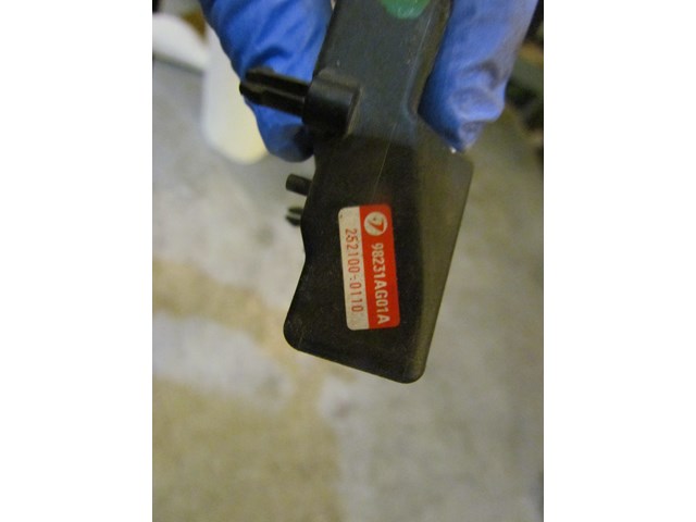 2005 Subaru Legacy GT Front RH Pass Air Bag Sensor 98231AG01A