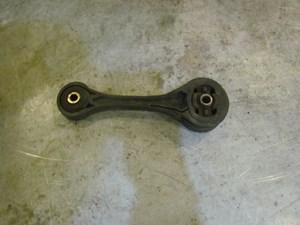 2005 Subaru Legacy GT 2.5 Turbo Transmission Bracket Dog Bone