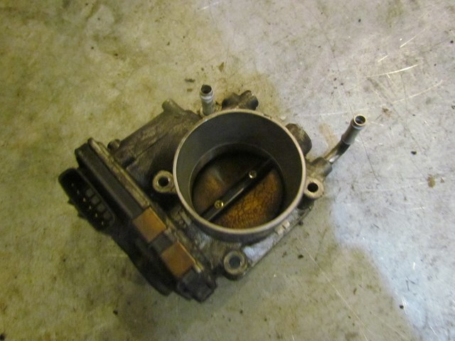 2005 Subaru Legacy GT 2.5 Turbo Throttle Body Assembly