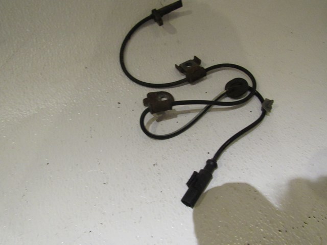 2005 Subaru Legacy GT 2.5 Turbo Front LH Driver ABS Sensor