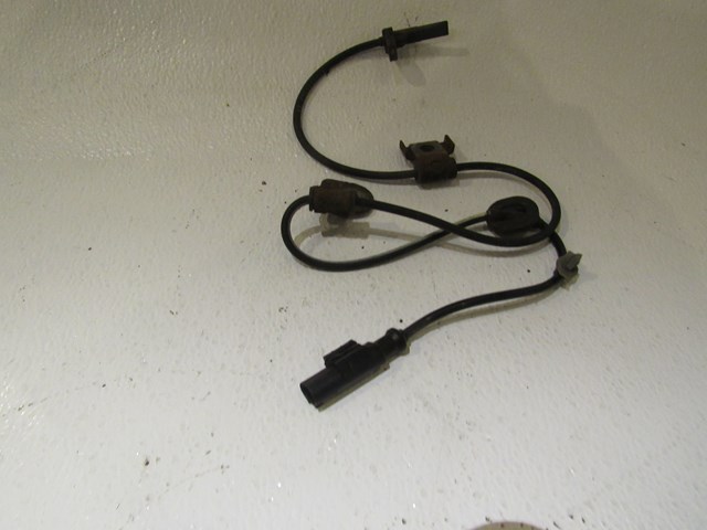 2005 Subaru Legacy GT 2.5 Turbo Front LH Driver ABS Sensor