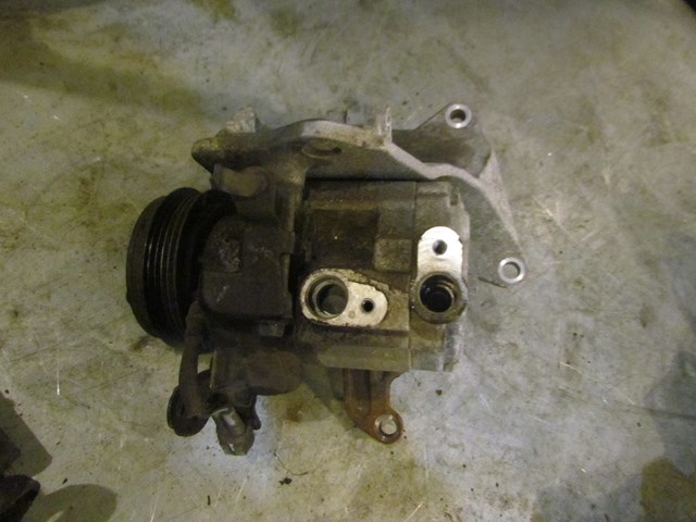 2005 Subaru Legacy GT 2.5 Turbo AC Compressor & Bracket