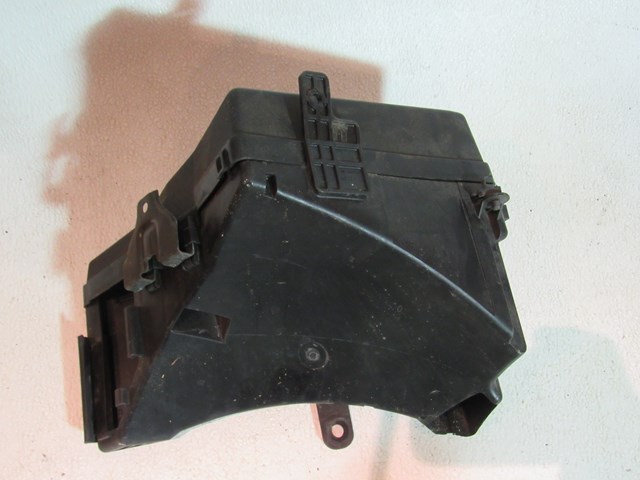 2005 Subaru Legacy GT 2.5 Turbo Engine Fuse Box Cover Box