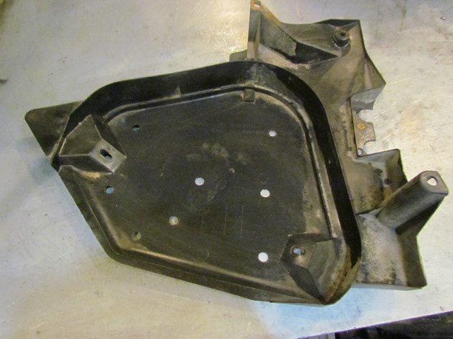 2005 Subaru Legacy GT Rear LH Driver Splash Guard 42045AG02A