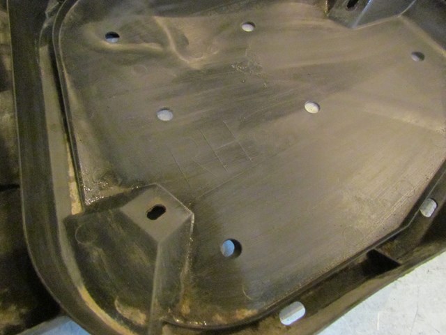 2005 Subaru Legacy GT 2.5 Turbo Rear RH Passenger Splash Shield