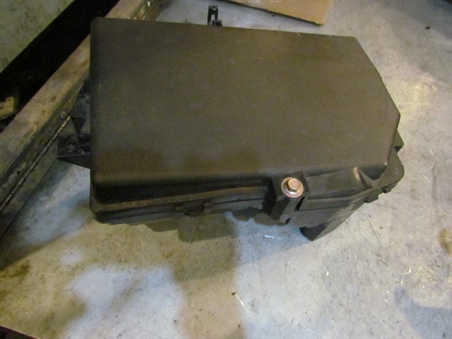 2005 Mazda RX8 Engine Fuse Box Storage Box