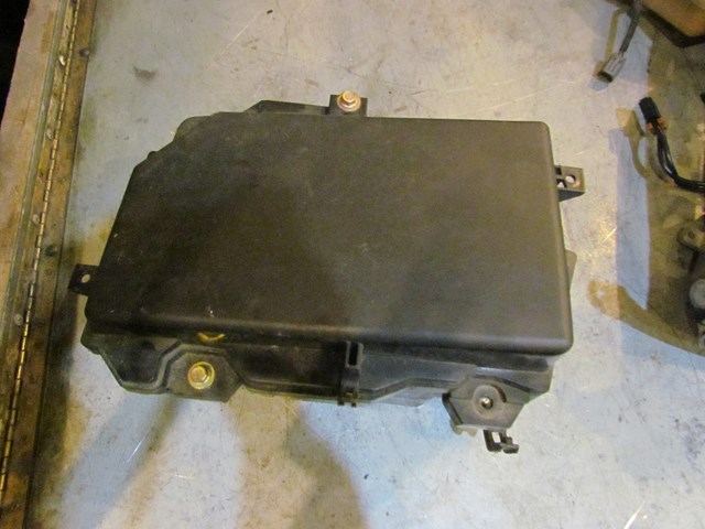 2005 Mazda RX8 Engine Fuse Box Storage Box