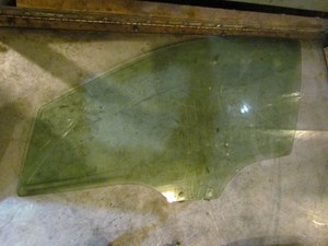 2005 Mazda RX8 Front LH Driver Door Glass
