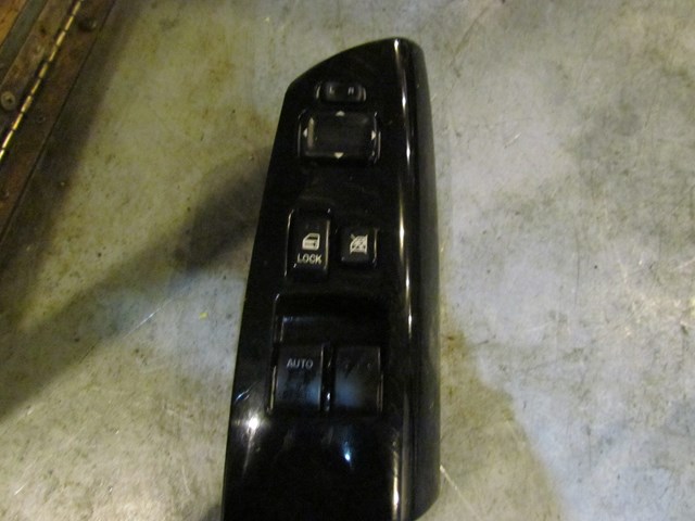 2005 Mazda RX8 Front LH Driver Master Door Switch