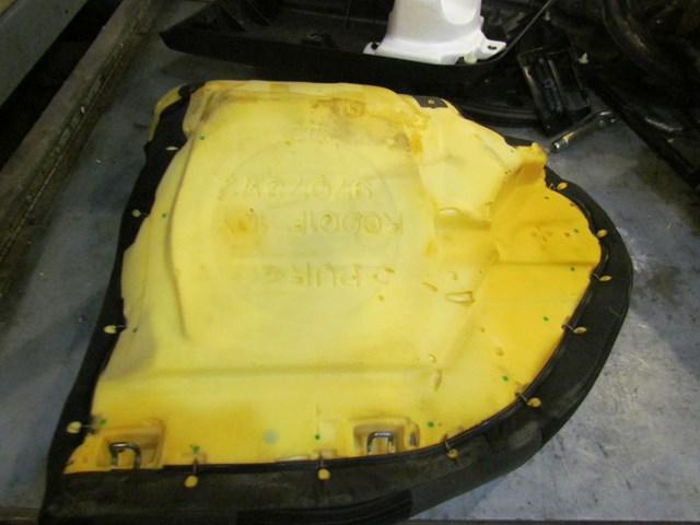 2005 Mazda RX8 Rear RH Passenger Seat Bottom